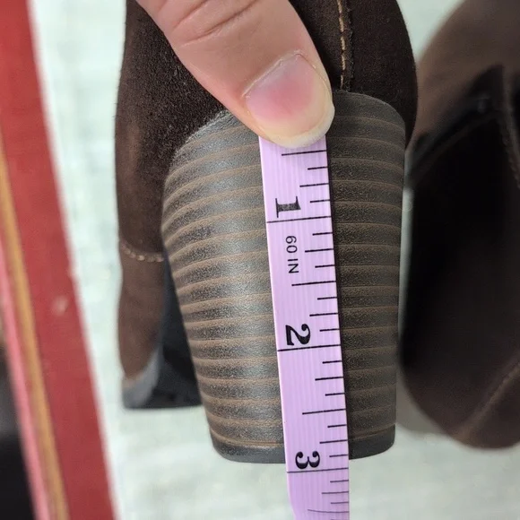 Clarks Pause Camila Ankle Boot - Picture 7 of 8